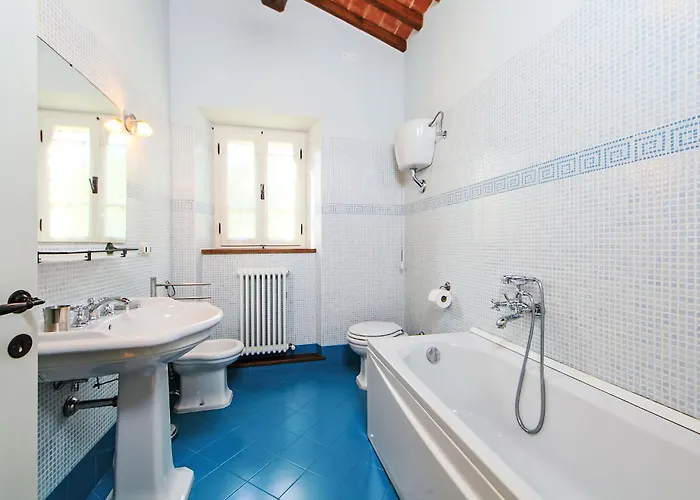 Sunshine By Interhome * Cortona